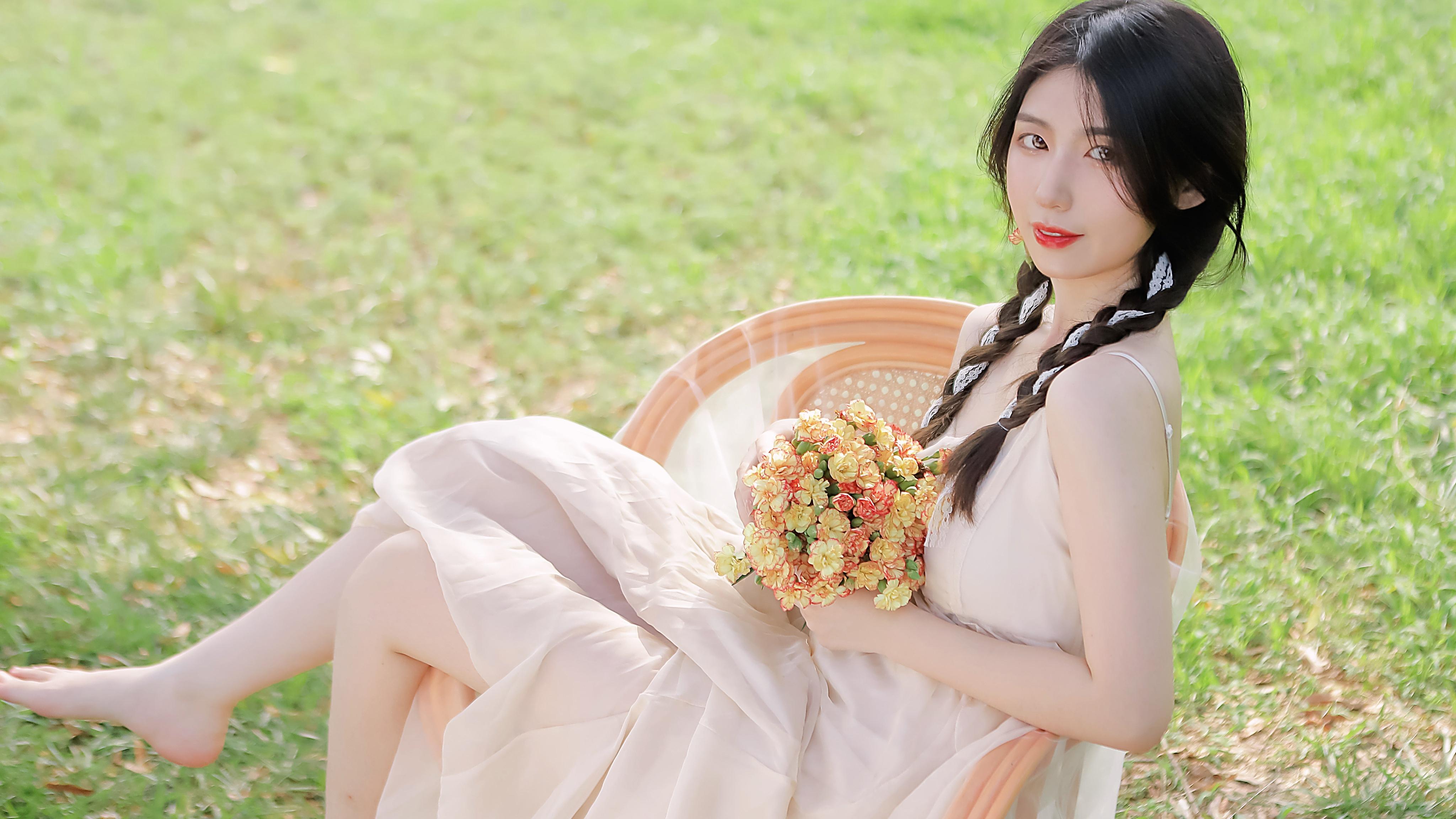 归国华侨心系香云纱 展现东方“软黄金”之美